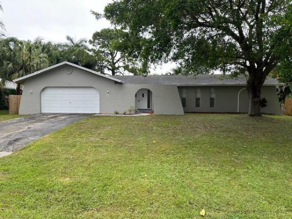 Florida Gardens, 14 W Palm Ave, Lake Worth Beach, Florida 33467, image 1