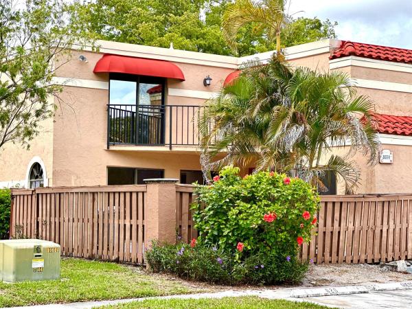 Banyan Lake, 8074 Severn Dr #C, Boca Raton, Florida 33433, image 1