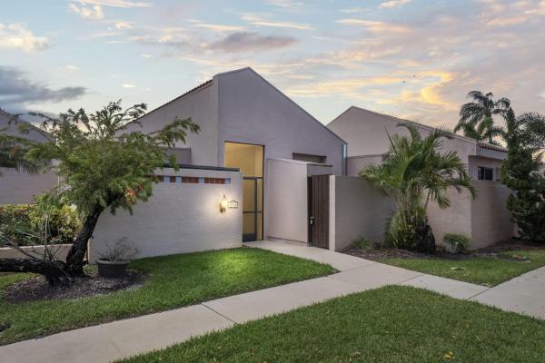 Villas Of Sandpiper Bay, 3316 SE Sandpiper Cir, Port St. Lucie, Florida 34952, image 1