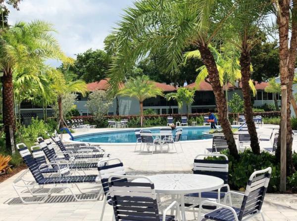 Deauville Village, 6675 S Oriole Blvd #1030, Delray Beach, Florida 33446, image 2