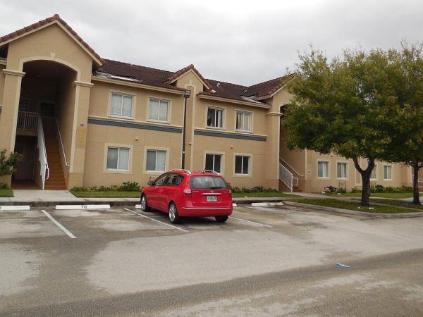 Belvedere Isles, 1157 Golden Lakes Blvd #615, West Palm Beach, Florida 33411, image 1