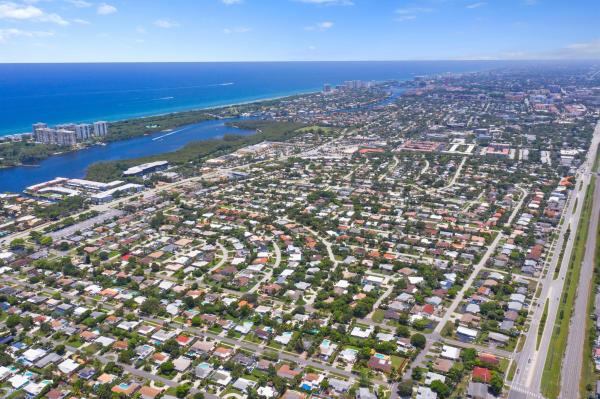 Winfield Park, 235 NE 20th St, Boca Raton, Florida 33431, image 1