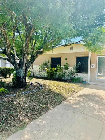 Southern Pines, 1911 Avenue O Ave, Fort Pierce, Florida 34950, image 1
