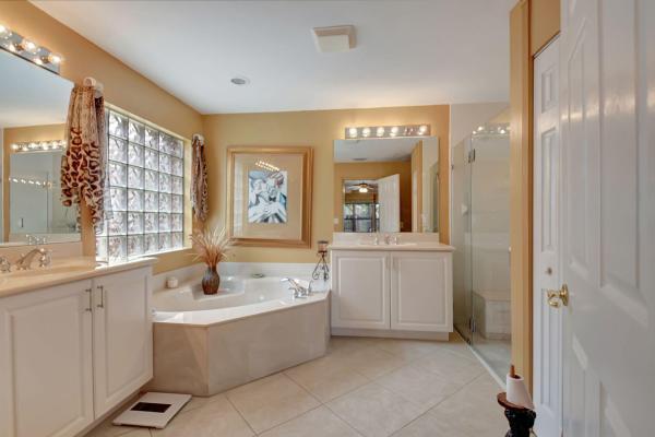 Valencia Shores, 8122 La Jolla Vista Ln, Lake Worth, Florida 33467, image 1