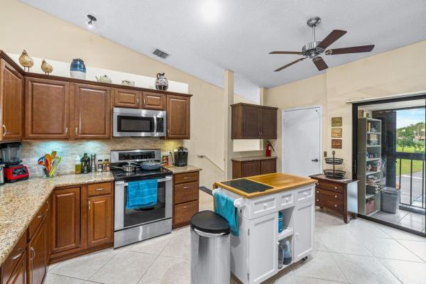Sun Valley East, 9692 Sills Dr E #201, Boynton Beach, Florida 33437, image 1