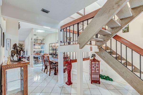 Town Oaks, 1057 Raintree Dr, Palm Beach Gardens, Florida 33410, image 1