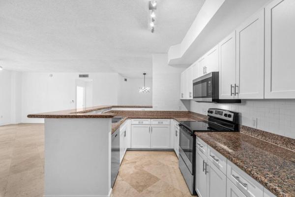 Highland Beach Club, 3606 S Ocean Blvd #103, Highland Beach, Florida 33487, image 3