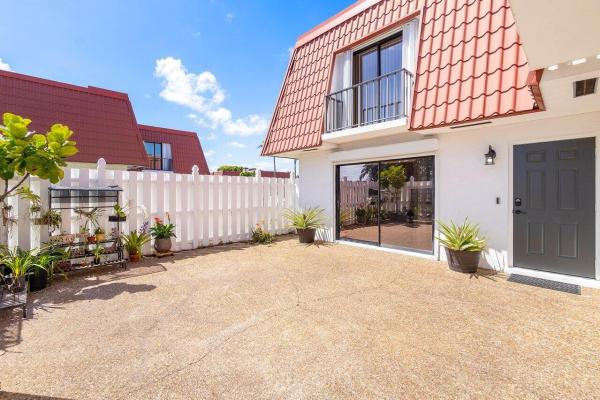 1421 SW 28th Ave, Boynton Beach, Florida 33426, image 1
