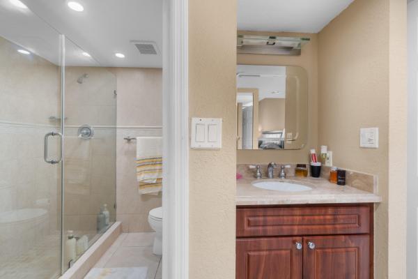 Waterview 1, 20505 E Country Club Dr #PH-38, Aventura, Florida 33180, image 1
