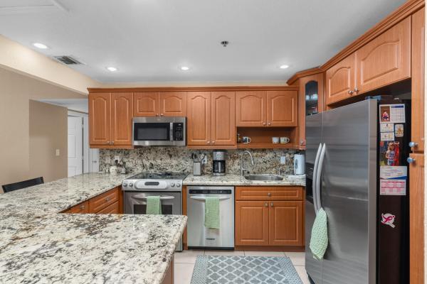 Waterview 1, 20505 E Country Club Dr #PH-38, Aventura, Florida 33180, image 3