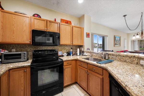 Palmbrooke Townhomes, 4640 Palmbrooke Cir, West Palm Beach, Florida 33417, image 2