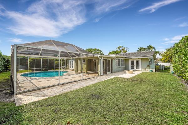Boca Raton Square, 1570 SW 13th Dr, Boca Raton, Florida 33486, image 2