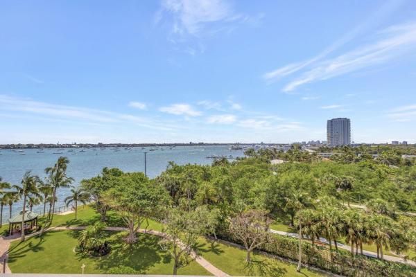 Placido Mar, 5200 N Flagler Dr #705, West Palm Beach, Florida 33407, image 1