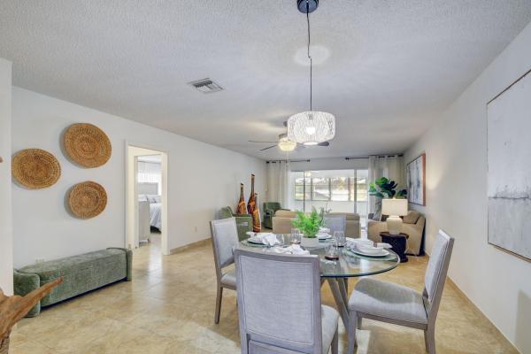 Fernley 2 At Cresthaven Townhomes, 5725 Fernley Dr E #45, West Palm Beach, Florida 33415, image 1