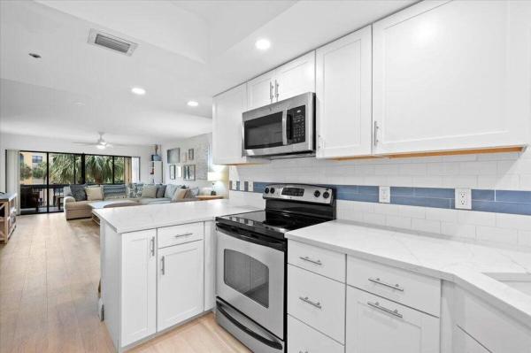 Uno Lago, 700 Uno Lago Dr #303, Juno Beach, Florida 33408, image 1