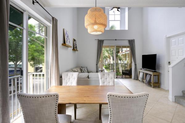 Village At Abacoa, 1116 University Blvd #20, Jupiter, Florida 33458, image 1