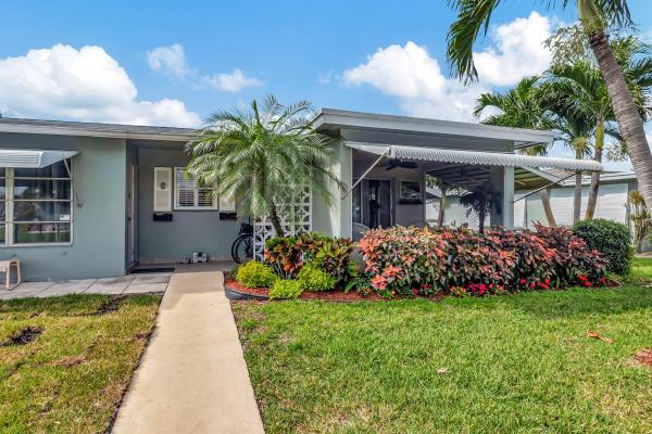 High Point Of Delray 3, 722 South Dr #D, Delray Beach, Florida 33445, image 1