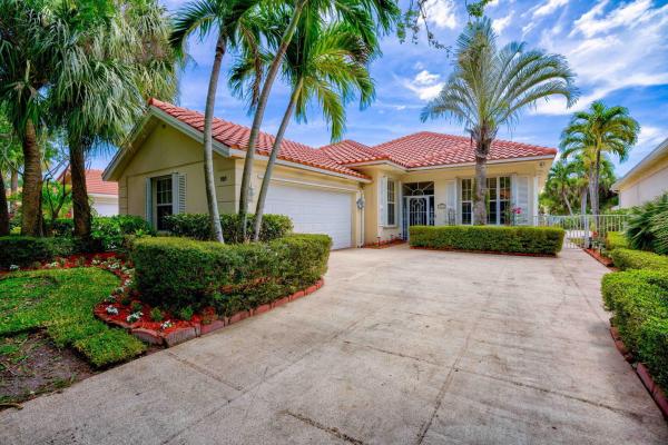 Oaks East, 151 E Tall Oaks Cir, Palm Beach Gardens, Florida 33410, image 1