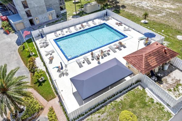 Boca Teeca, 6161 NW 2nd Ave #2200, Boca Raton, Florida 33487, image 2