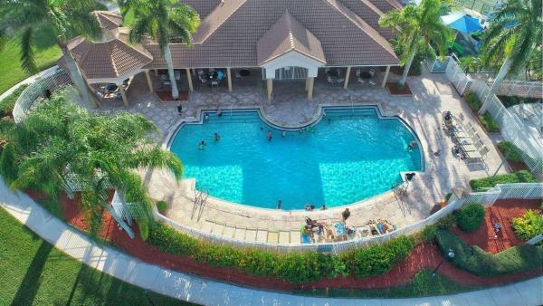Harbor Cove, 3778 Old Lighthouse Cir, Wellington, Florida 33414, image 2