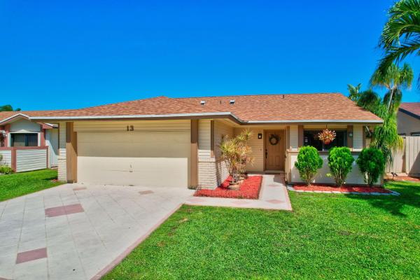 Boynton Lakes 3, 13 Fawlkland Cir, Boynton Beach, Florida 33426, image 1