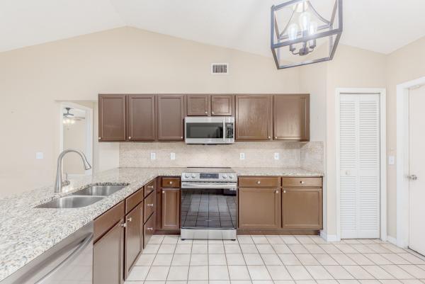 Sandhill Crossing, 2462 SE Richmond St, Port St. Lucie, Florida 34952, image 2