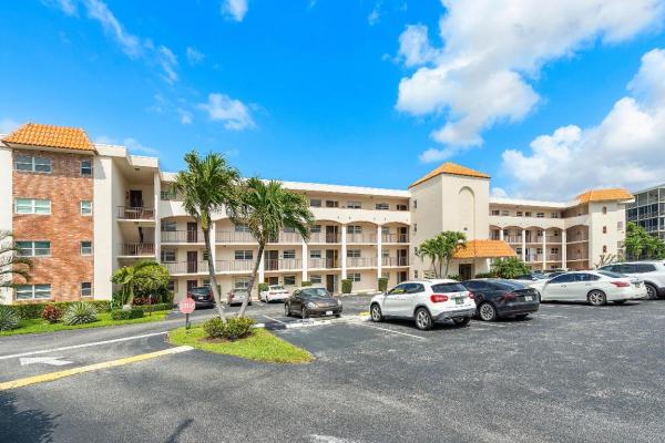 Ports O'Call, 28 Yacht Club Dr #402, North Palm Beach, Florida 33408, image 2