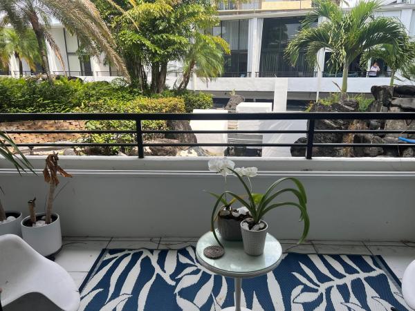 Mayfair House, 3589 S Ocean Blvd #14, South Palm Beach, Florida 33480, image 1