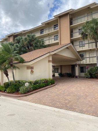 The Marina At The Bluffs, 801 Seafarer Cir #304, Jupiter, Florida 33477, image 1