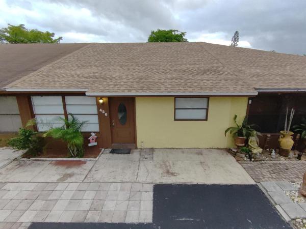 Lake Island, 420 NW 46th St, Deerfield Beach, Florida 33064, image 1