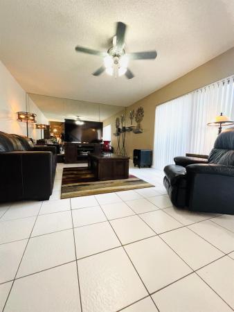 Camelot Gardens, 2558 Lakeview Ct, Cooper City, Florida 33026, image 1