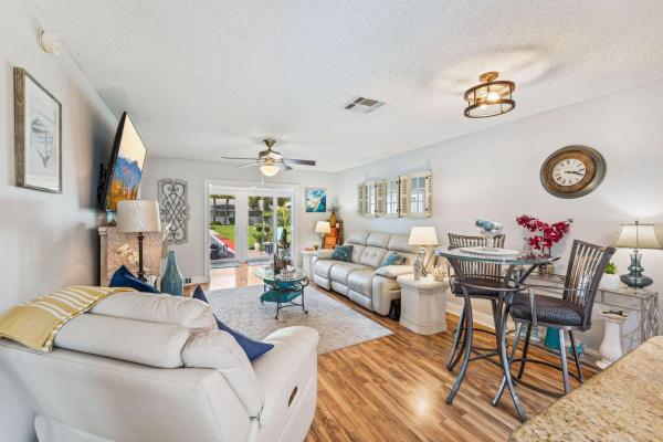 Leisureville Golf View, 400 SW Golfview Ter #110, Boynton Beach, Florida 33426, image 1