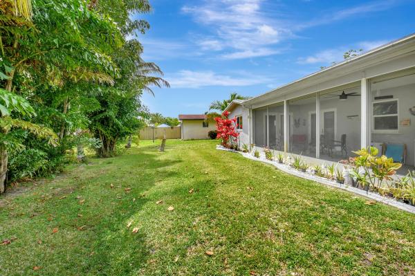 Coco Wood Lakes, 14680 Sunny Waters Ln, Delray Beach, Florida 33484, image 3