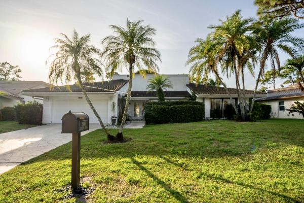 Seagate Country Club At The Hamlet, 5100 Pineview Cir, Delray Beach, Florida 33445, image 2