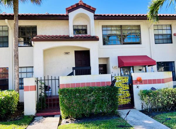 Lincoln Square, 608 Lincoln Ct, Deerfield Beach, Florida 33442, image 1