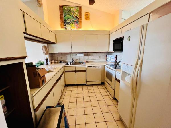 Lincoln Square, 608 Lincoln Ct, Deerfield Beach, Florida 33442, image 2