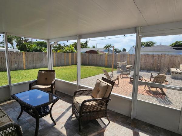 Collier Estates, 6131 NE 7th Ave, Oakland Park, Florida 33334, image 1