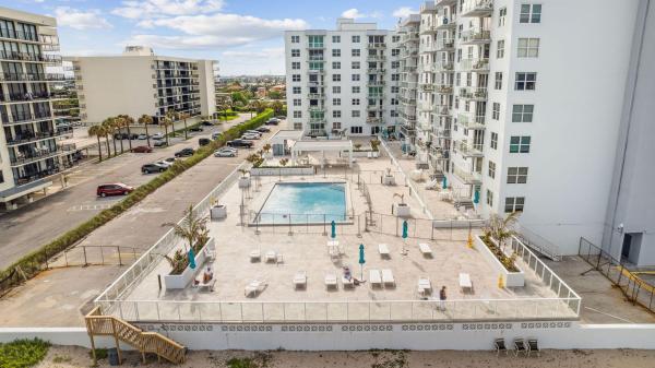 The Patrician Of Palm Beach, 3450 S Ocean Blvd #7020, Palm Beach, Florida 33480, image 3