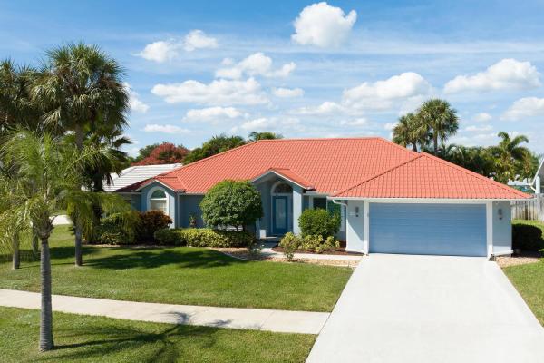 Tequesta Pines, 53 Birch Pl, Tequesta, Florida 33469, image 1
