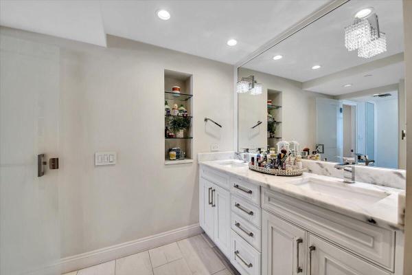 Aberdeen Arms, 4750 S Ocean Blvd #301, Highland Beach, Florida 33487, image 2