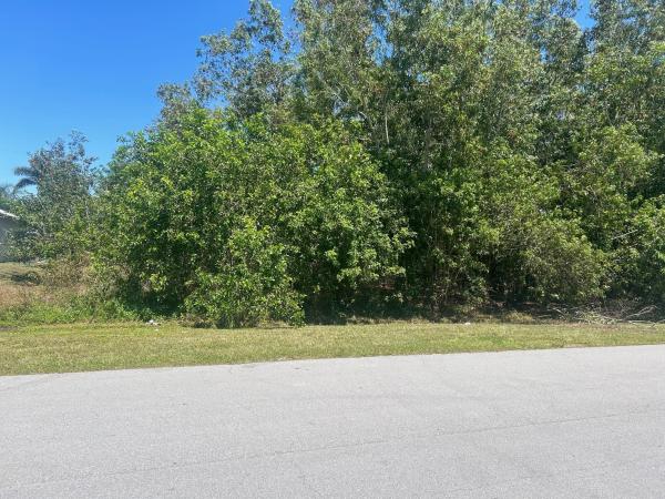 Southbend Lakes Estates, 2807 SE Eagle Dr, Port St. Lucie, Florida 34984, image 1