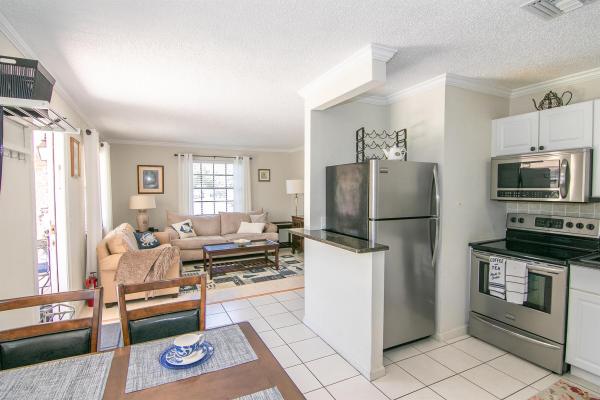 Northside, 2206 NE 4th St #5, Boynton Beach, Florida 33435, image 1
