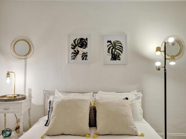Wilton Estates, 316 NW 28th Ct, Wilton Manors, Florida 33311, image 2