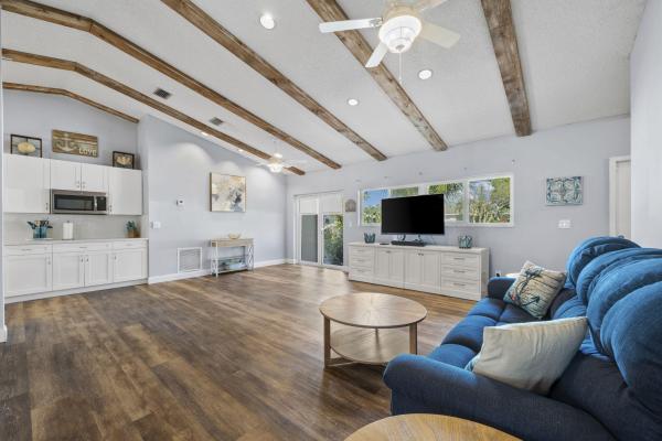 Coco Wood Lakes, 14829 Summersong Ln, Delray Beach, Florida 33484, image 2