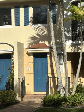 Parkside Square, 2853 S Oasis Dr, Boynton Beach, Florida 33426, image 1