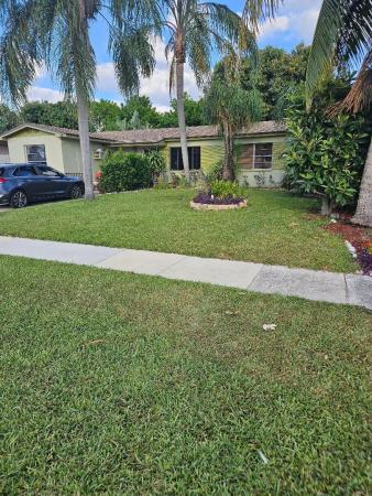 Rolling Green Ridge, 2700 NW 1st St, Boynton Beach, Florida 33435, image 1