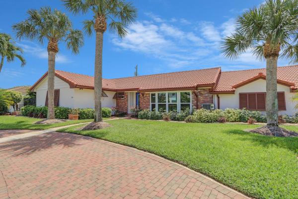 Palm Beach Isles, 1111 Bimini Ln, Riviera Beach, Florida 33404, image 1