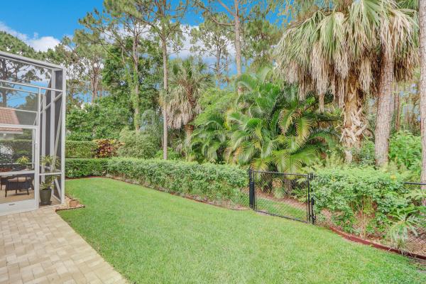 Bent Tree, 408 Woodview Cir, Palm Beach Gardens, Florida 33418, image 3