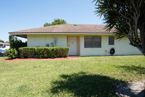 Garden Hills, 5258 Mendoza St, West Palm Beach, Florida 33415, image 2