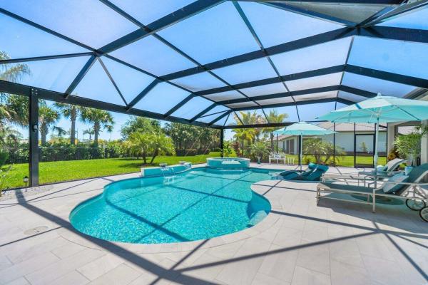 Ancient Tree, 9206 Balsamo Dr, Palm Beach Gardens, Florida 33412, image 1